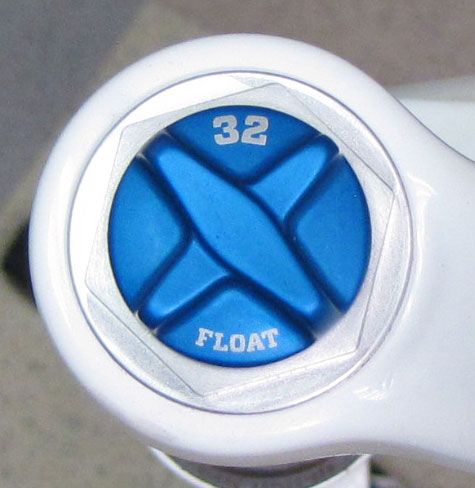 float-32-air-cap.jpg